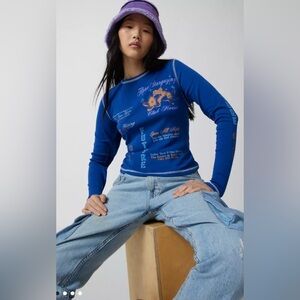 Urban Outfitters Long Sleeve Graphic Tee. Size medium